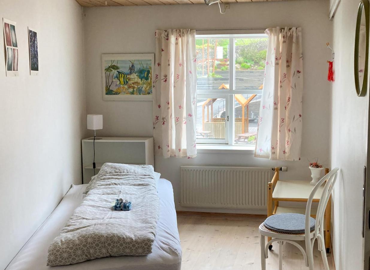 Guesthouse At The Boat Harbour トースハウン エクステリア 写真
